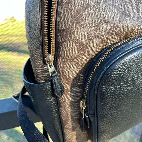 COACH Pre-Loved Backpack - Picture 7 of 12